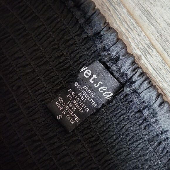 Wet Seal Strapless Mesh Overlay Top - Picture 4 of 4